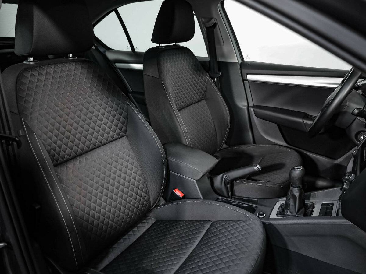 Купить Skoda Octavia с пробегом. Фото: #15