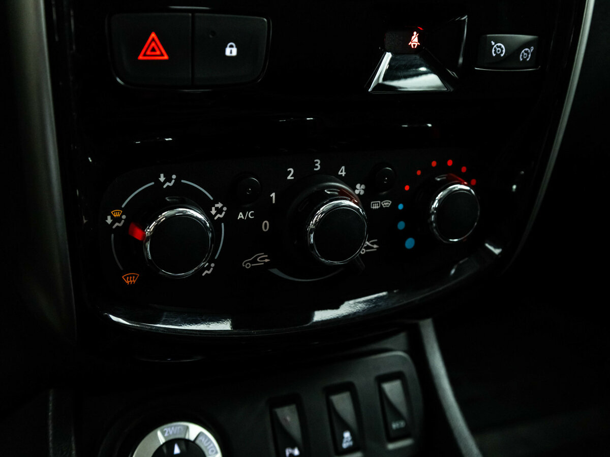 Купить Nissan Terrano с пробегом. Фото: #10