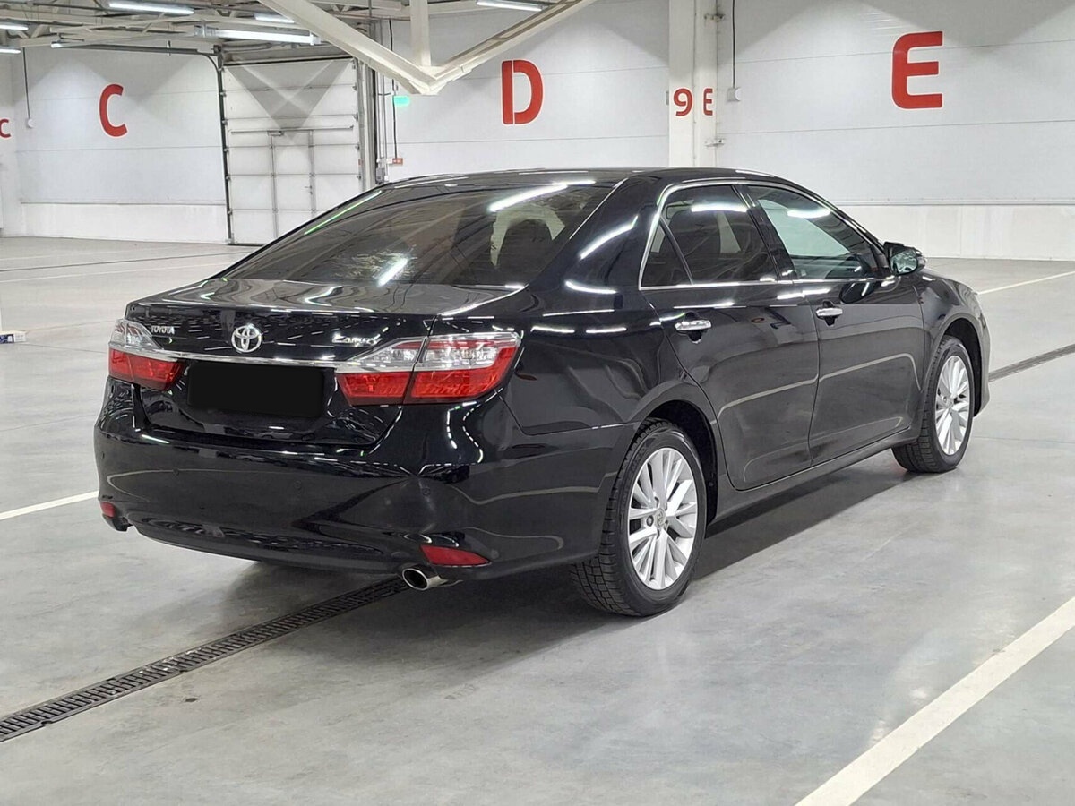 Купить Toyota Camry с пробегом. Фото: #4