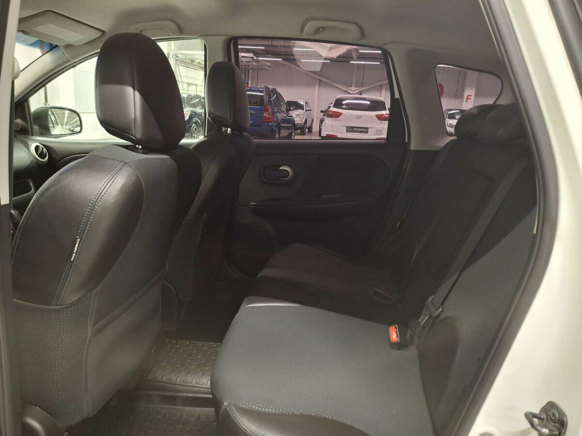 Купить Nissan Note с пробегом. Фото: #11