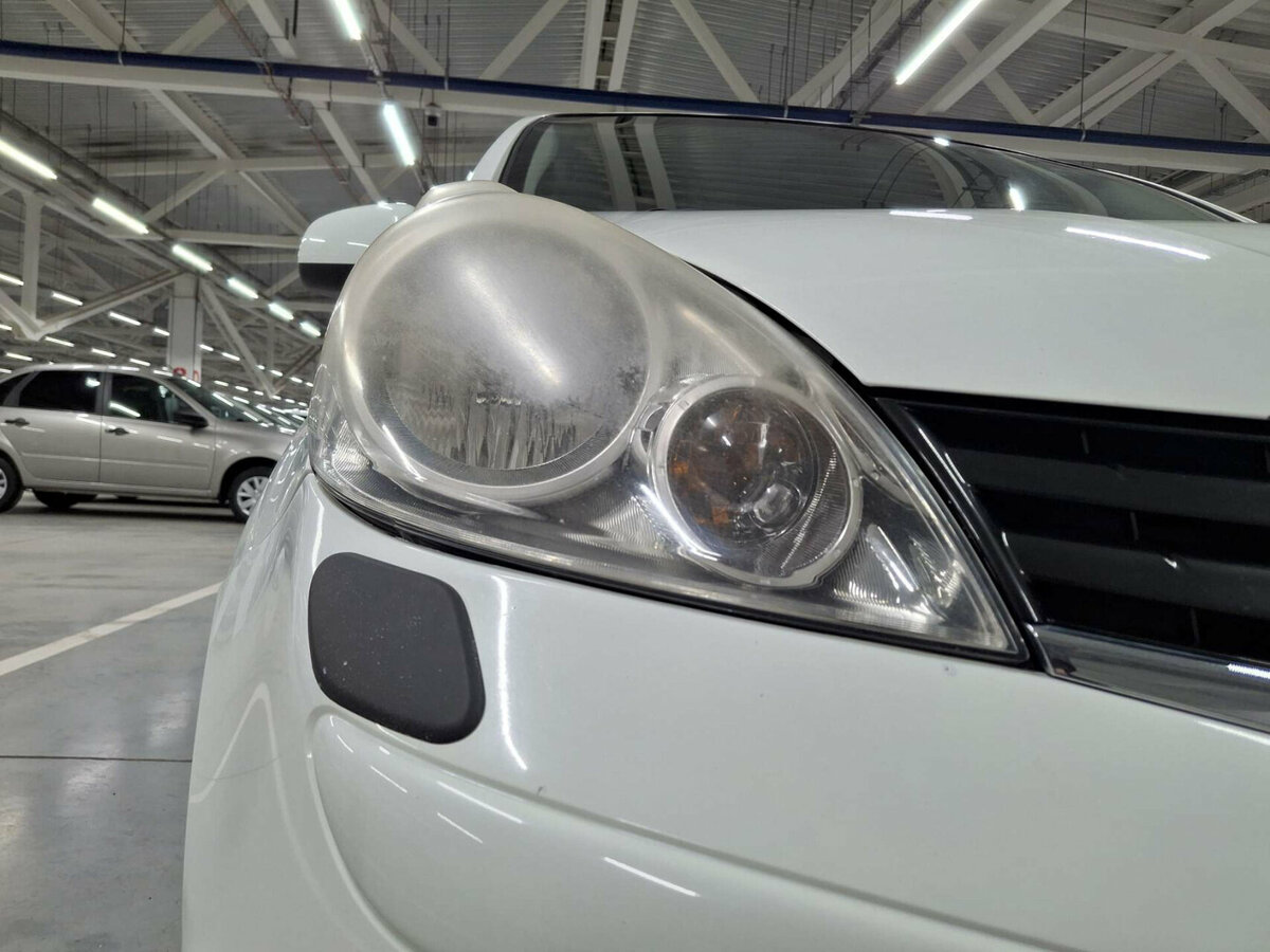 Купить Nissan Note с пробегом. Фото: #16
