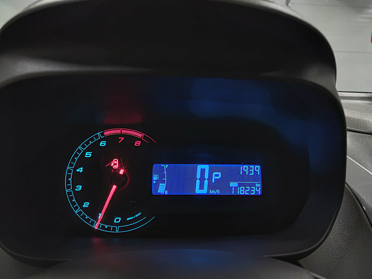 Купить Chevrolet Cobalt с пробегом. Фото: #10