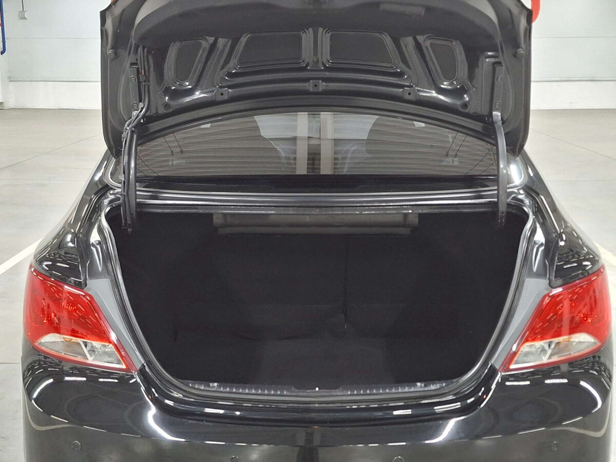 Купить Hyundai Solaris с пробегом. Фото: #9