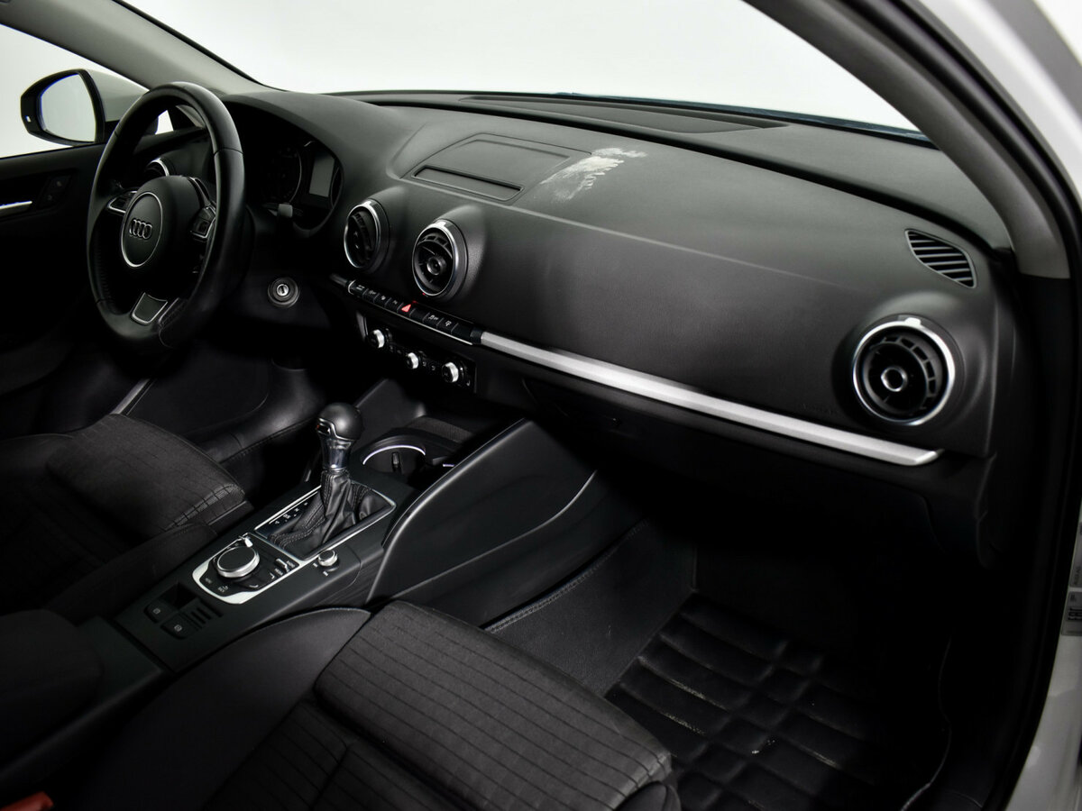 Купить Audi A3 с пробегом. Фото: #9