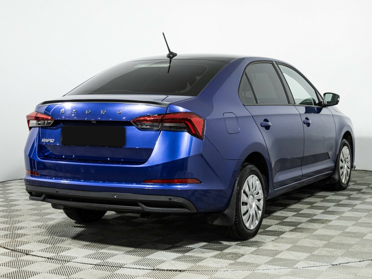 Купить Skoda Rapid с пробегом. Фото: #4