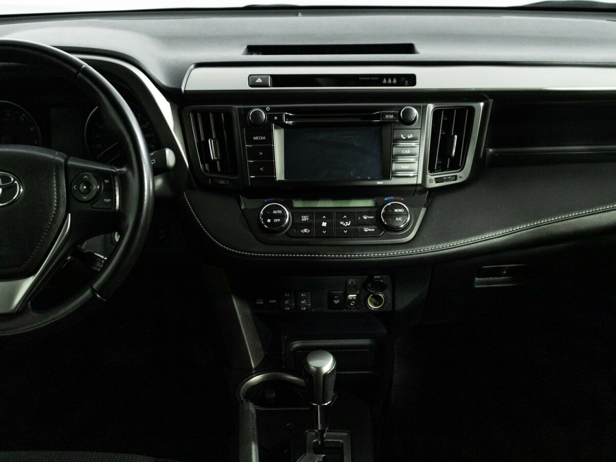Купить Toyota RAV4 с пробегом. Фото: #12