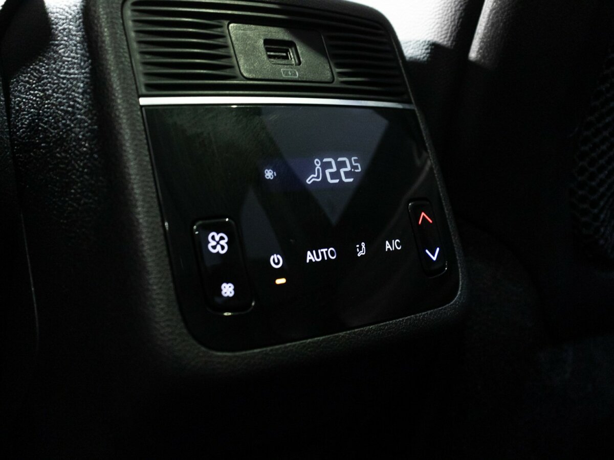 Купить EXEED VX с пробегом. Фото: #18