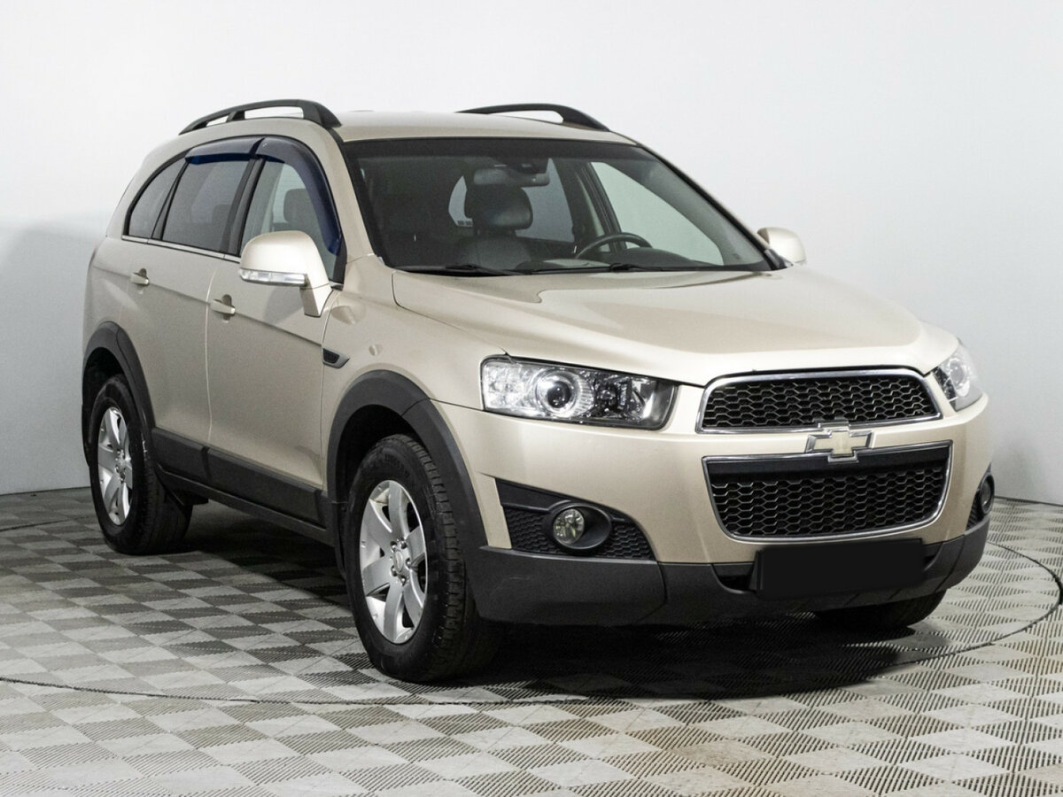 Купить Chevrolet Captiva с пробегом. Фото: #2