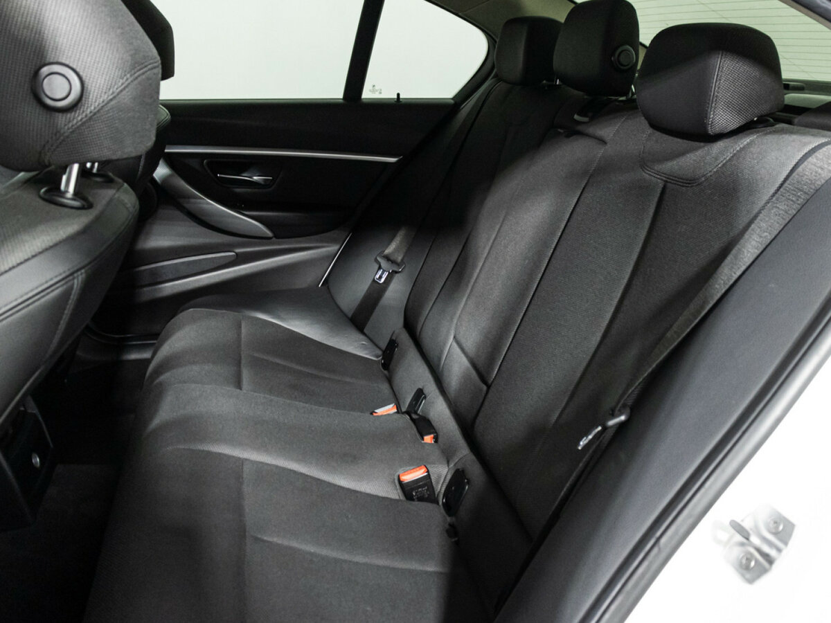 Купить BMW 3 серии с пробегом. Фото: #9