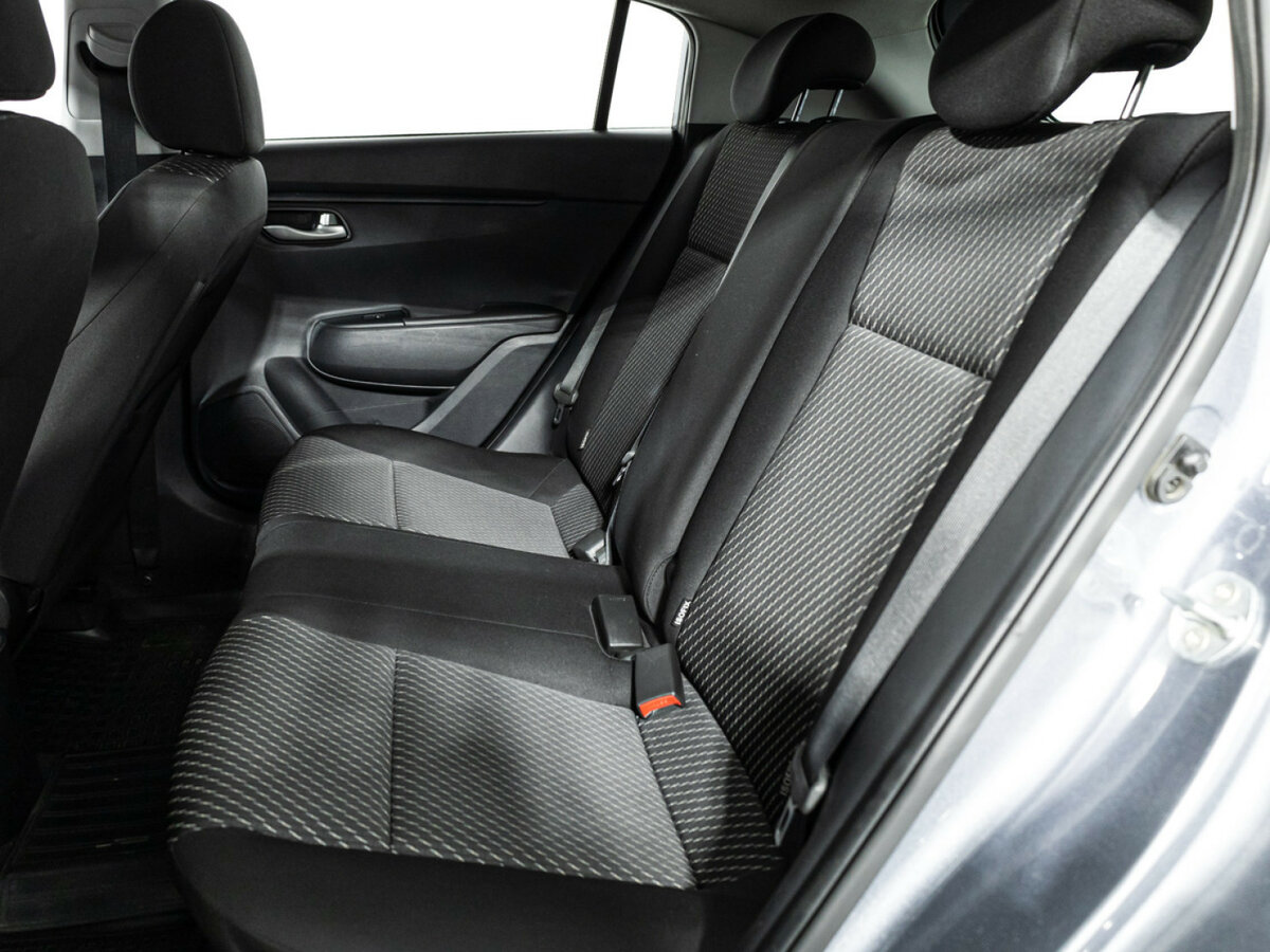 Купить Kia Rio с пробегом. Фото: #9