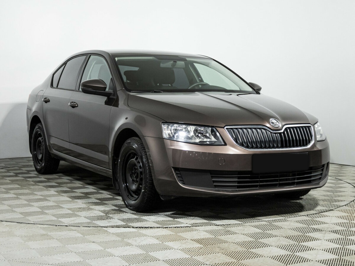 Купить Skoda Octavia с пробегом. Фото: #2