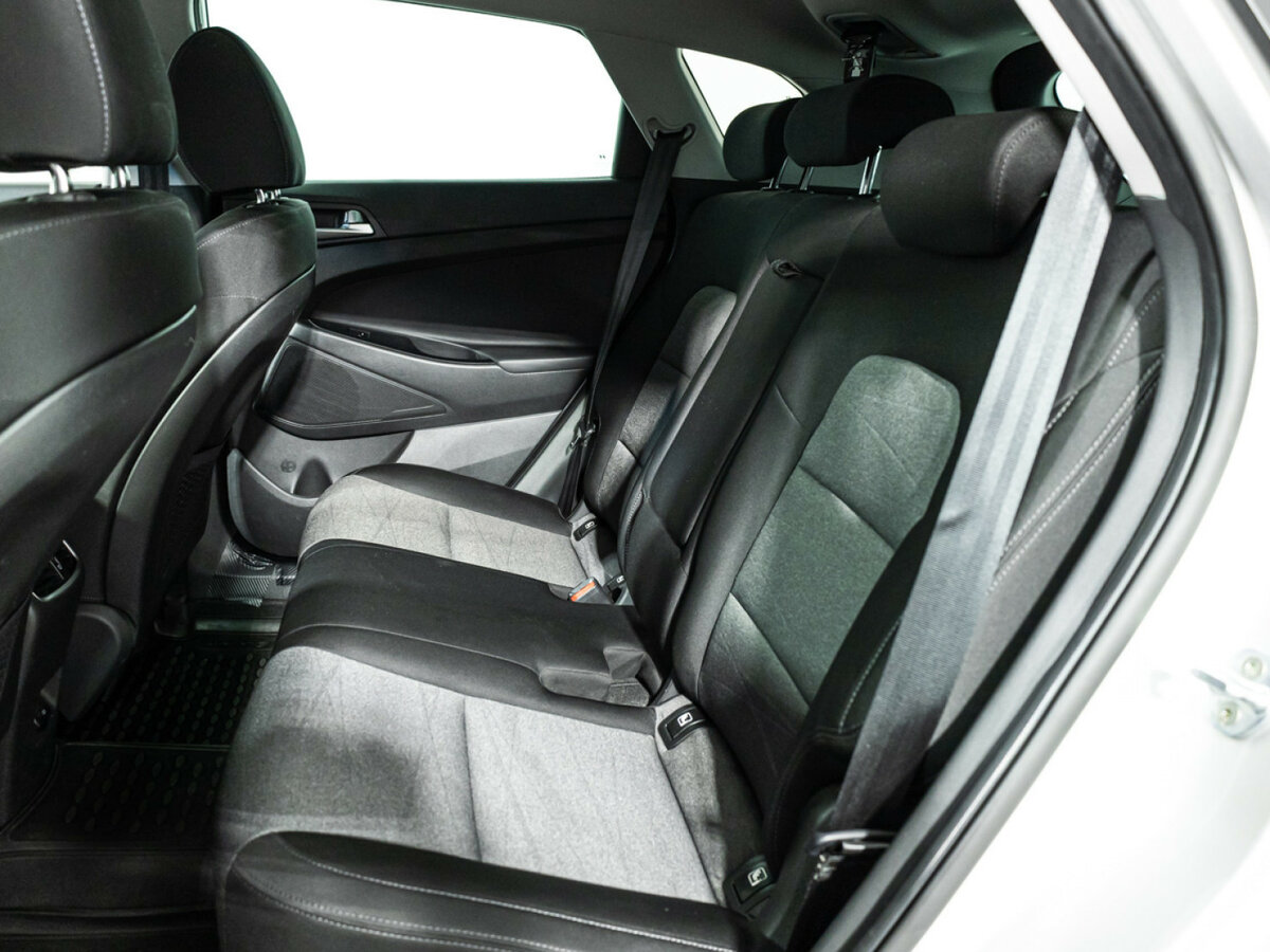 Купить Hyundai Tucson с пробегом. Фото: #9