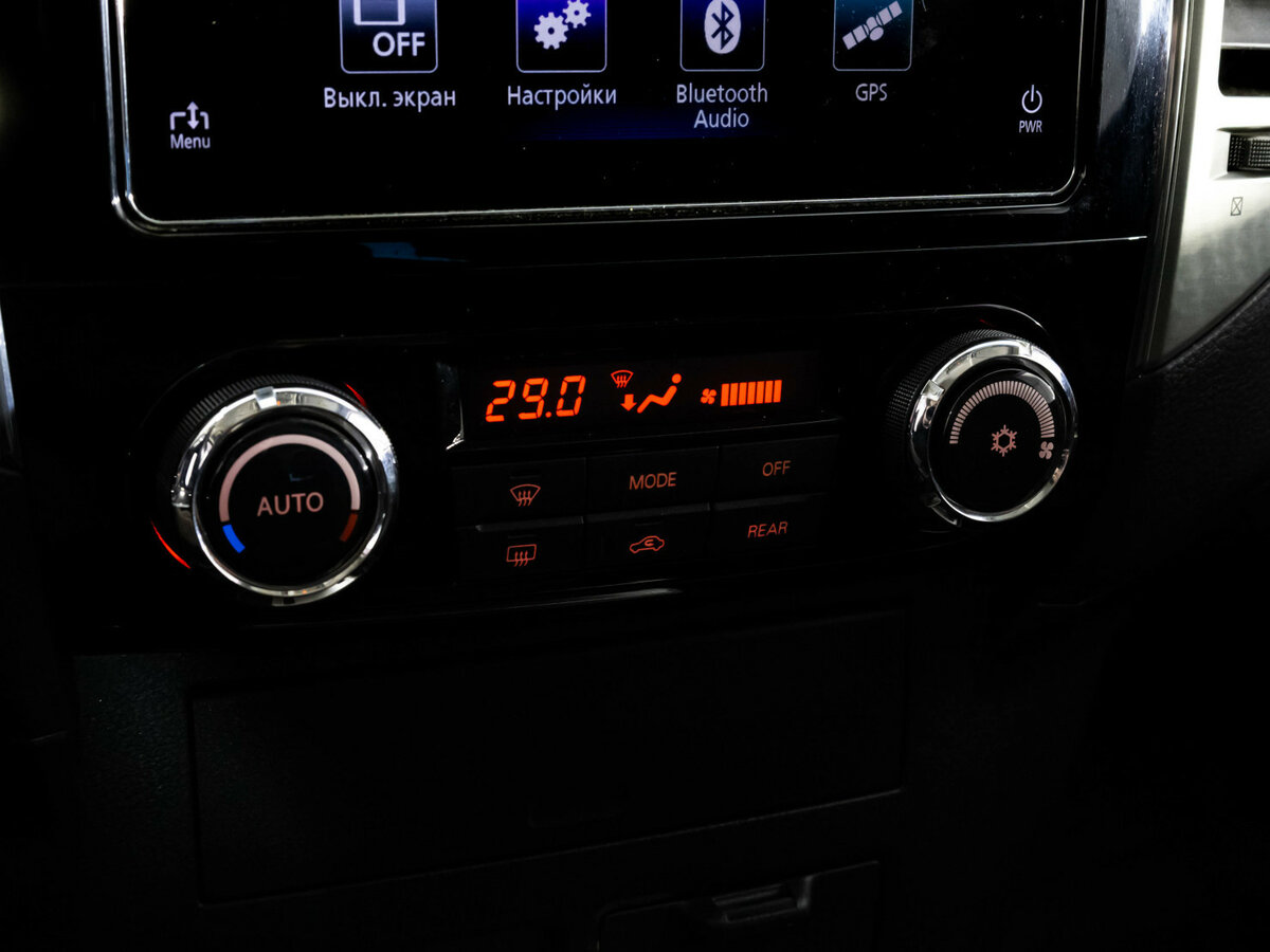 Купить Mitsubishi Pajero с пробегом. Фото: #17