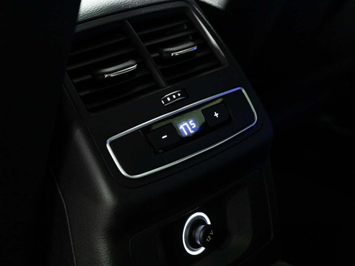 Купить Audi A4 с пробегом. Фото: #19