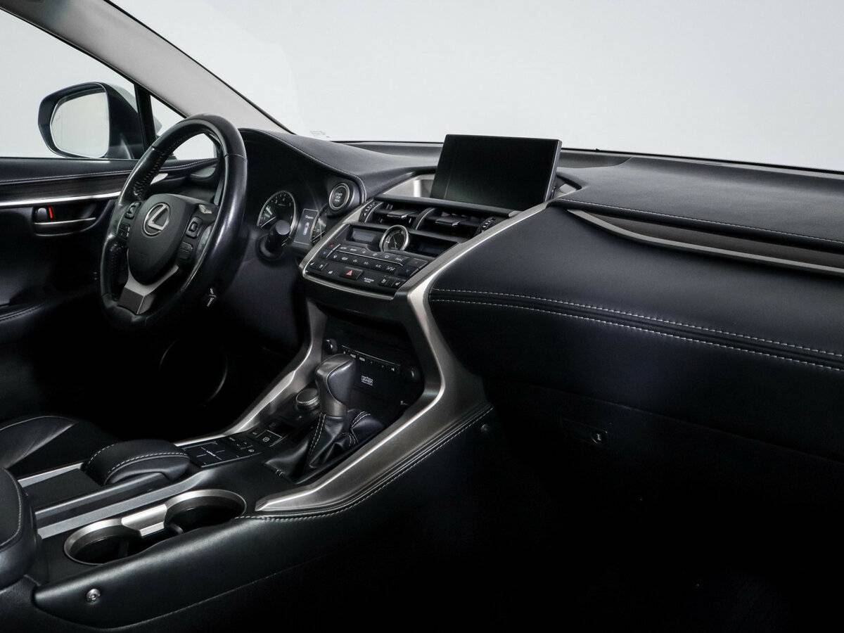 Купить Lexus NX с пробегом. Фото: #6