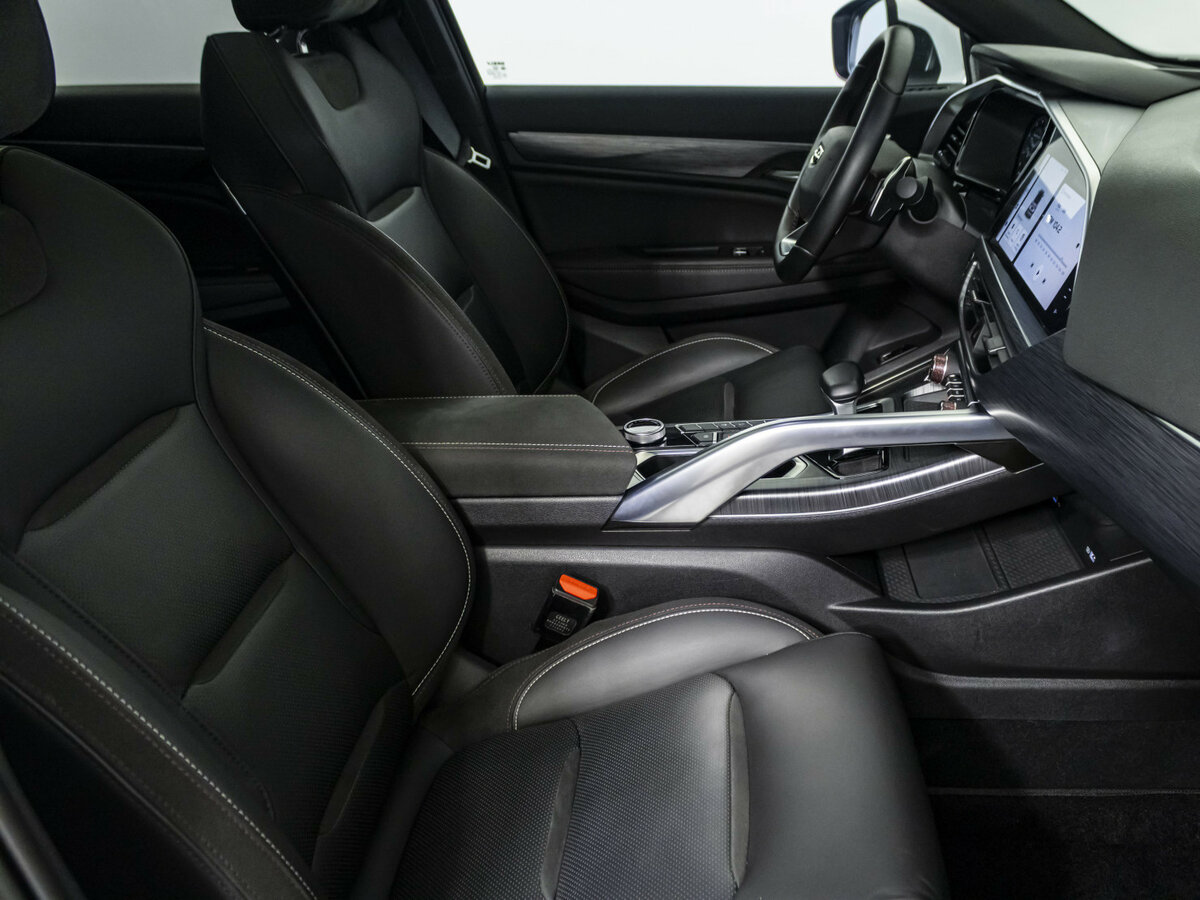 Купить Geely Tugella с пробегом. Фото: #7