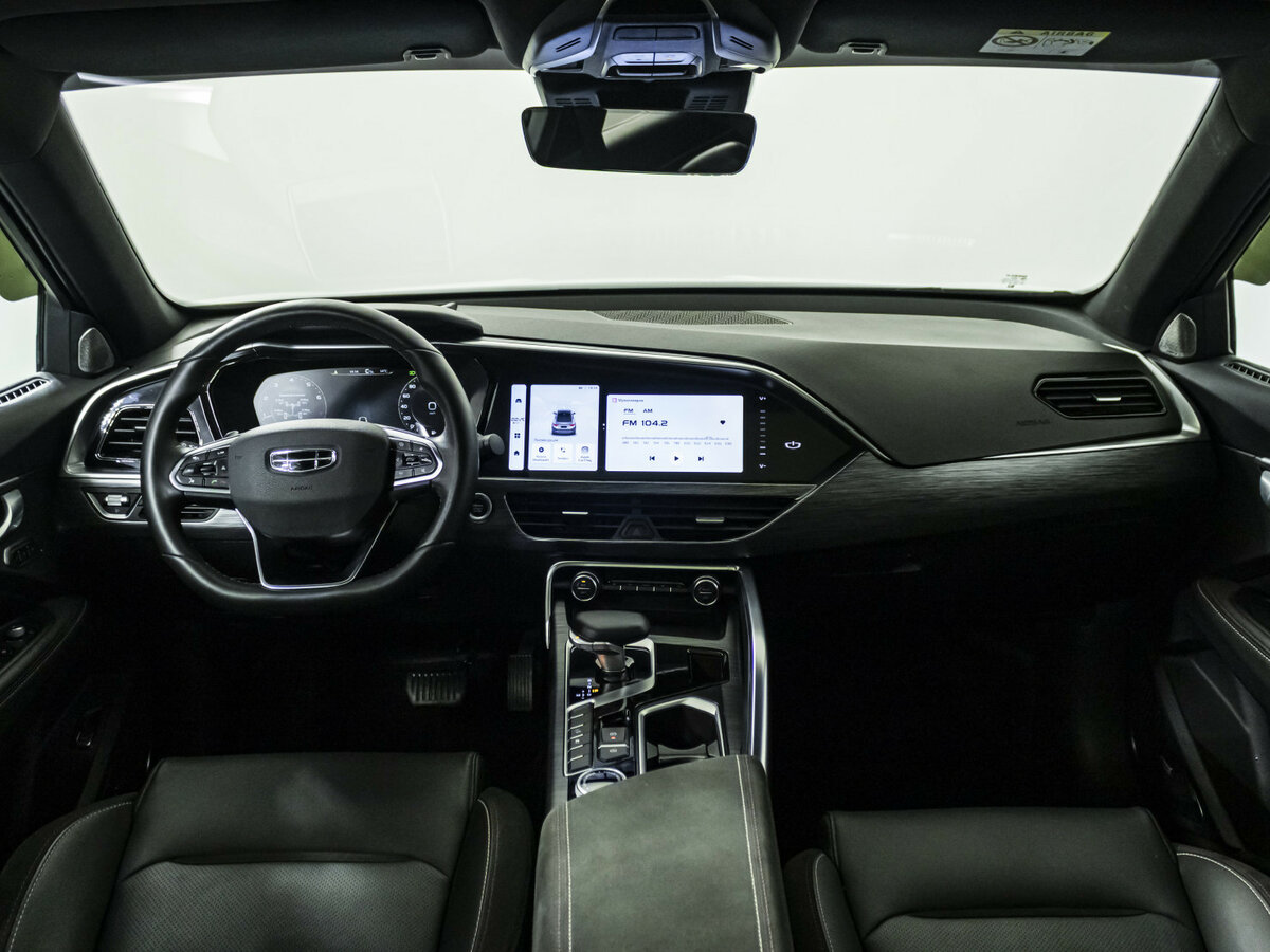 Купить Geely Tugella с пробегом. Фото: #11