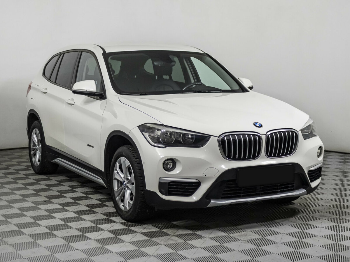 Купить BMW X1 с пробегом. Фото: #2