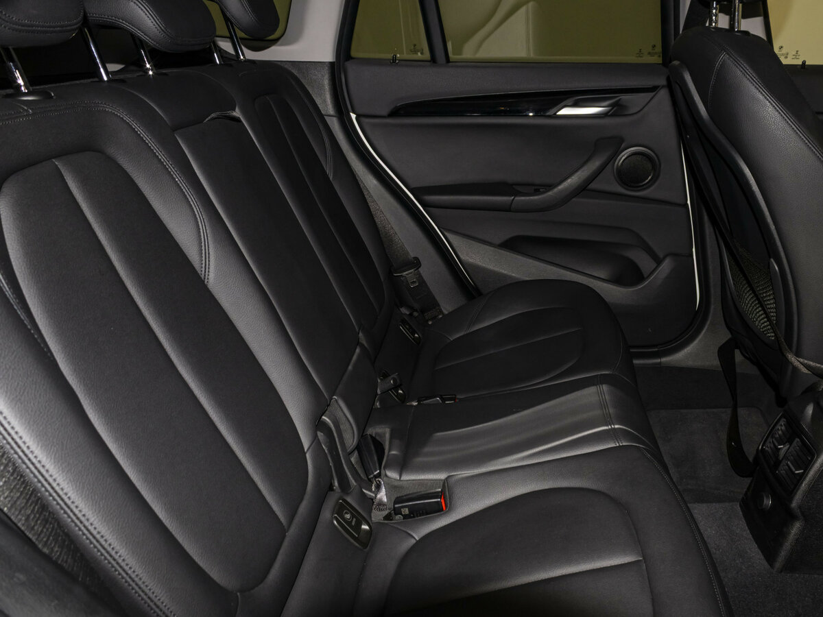 Купить BMW X1 с пробегом. Фото: #12
