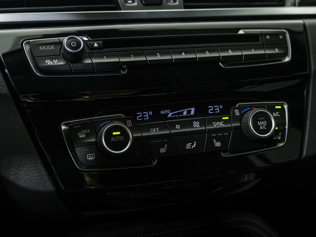 Купить BMW X1 с пробегом. Фото: #13