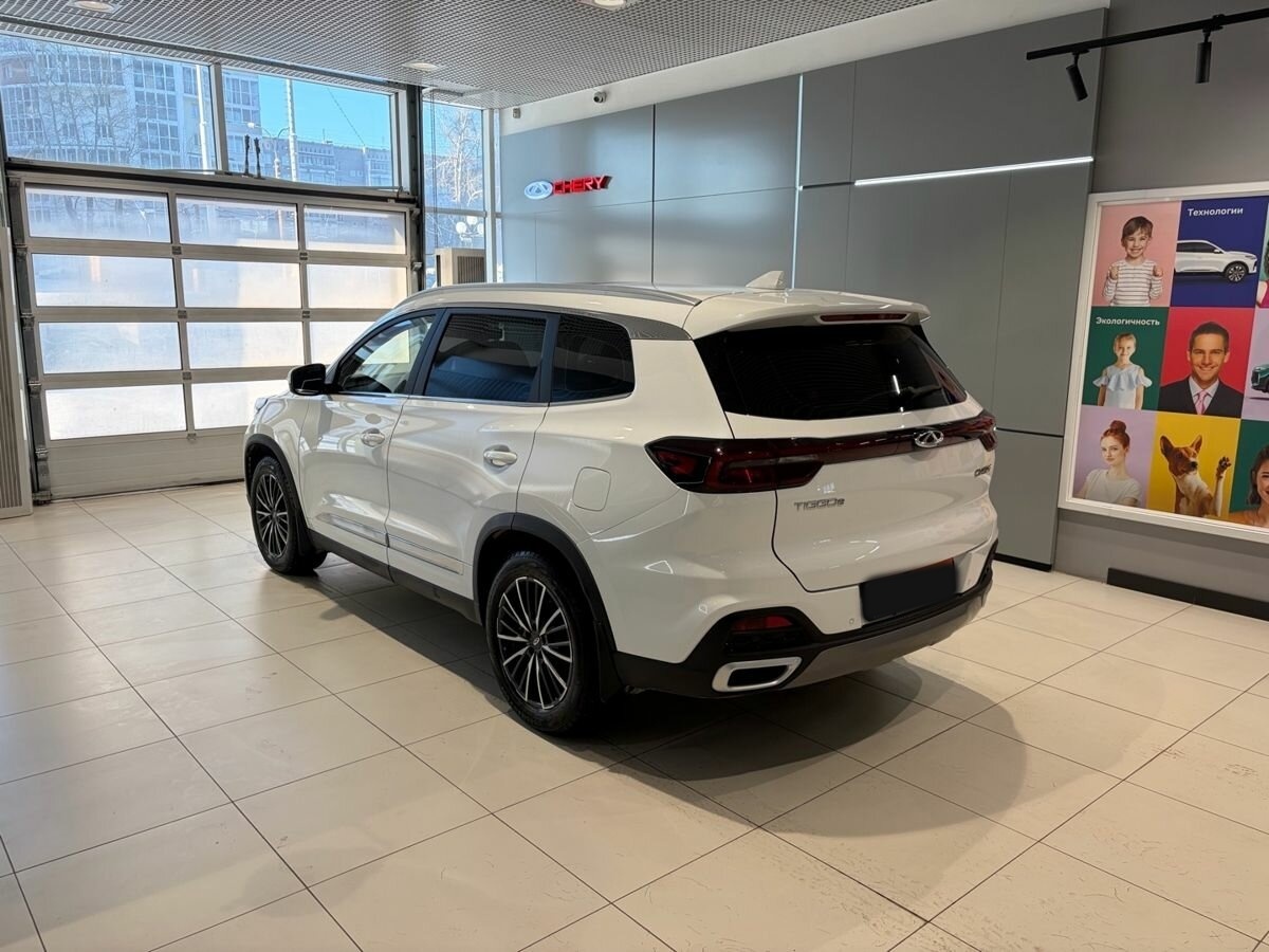 Купить Chery Tiggo 8 с пробегом. Фото: #5