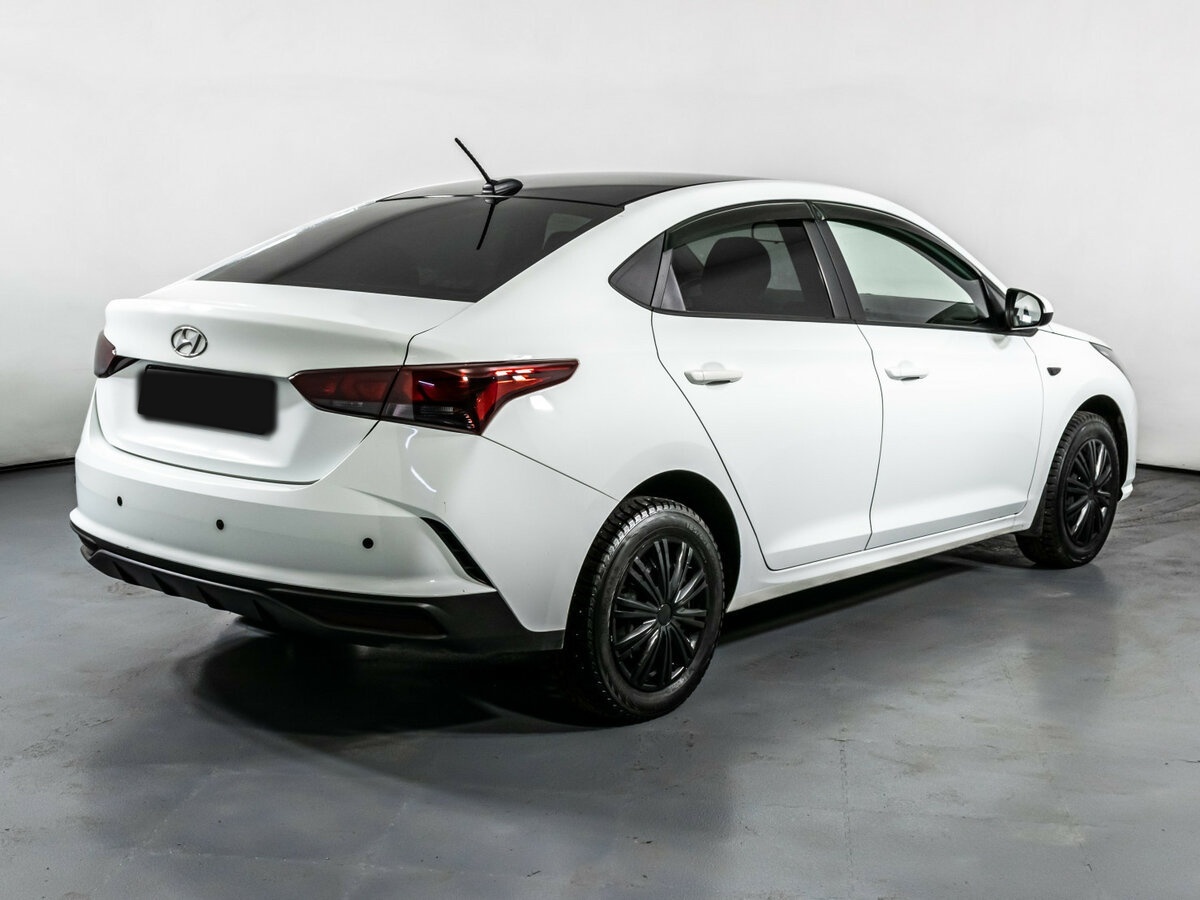 Купить Hyundai Solaris с пробегом. Фото: #4