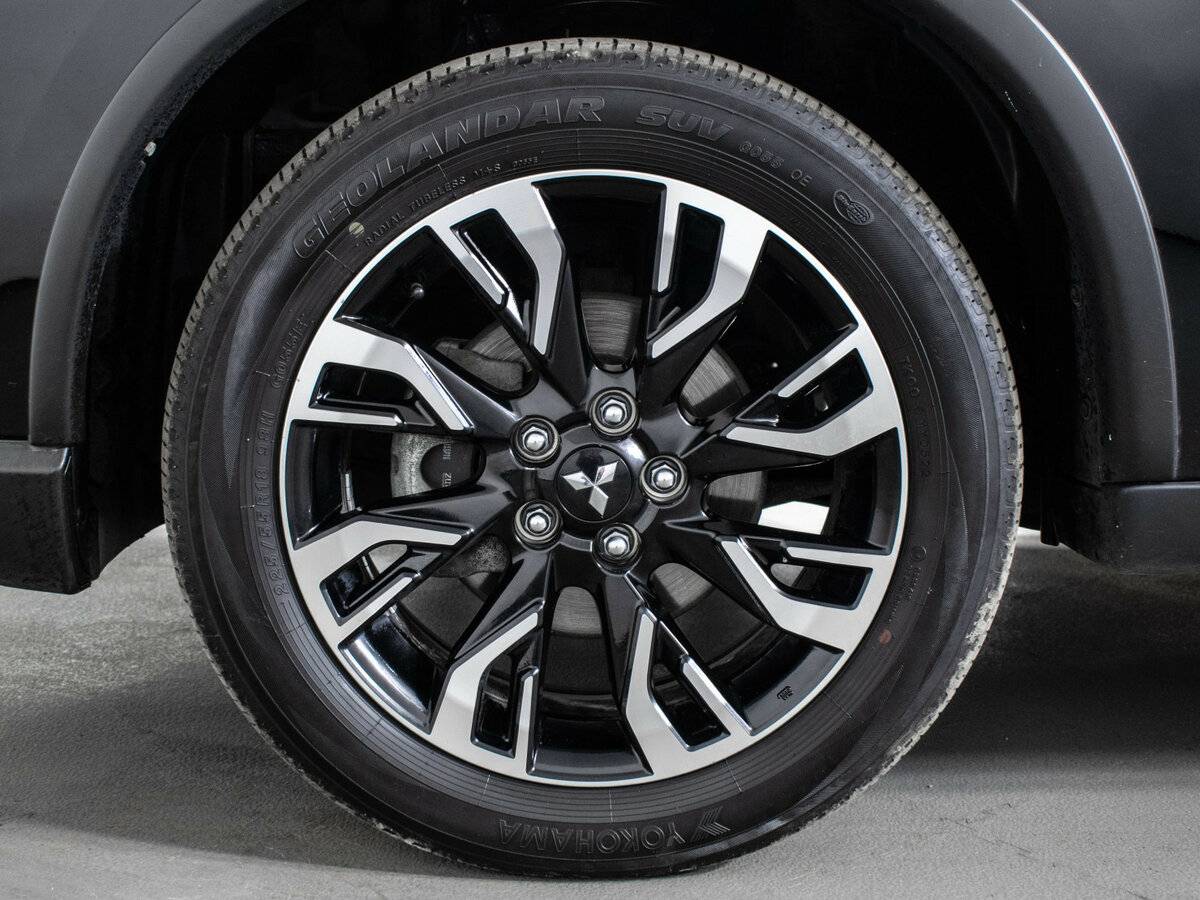 Купить Mitsubishi Outlander с пробегом. Фото: #16