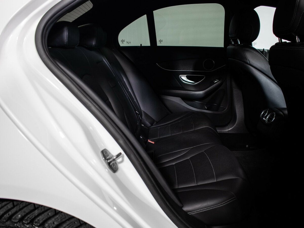 Купить Mercedes-Benz C-Класс с пробегом. Фото: #8