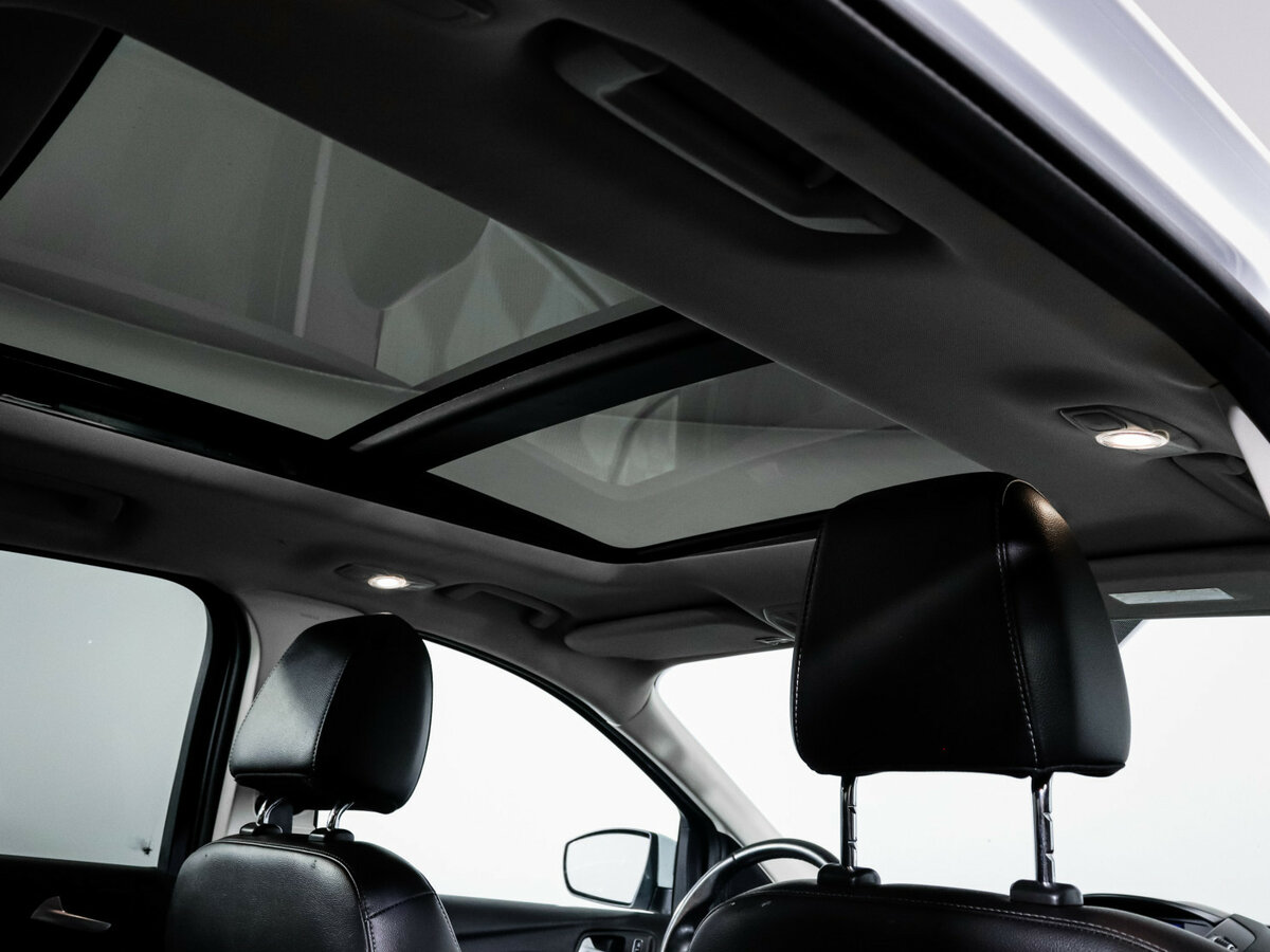 Купить Ford Kuga с пробегом. Фото: #13