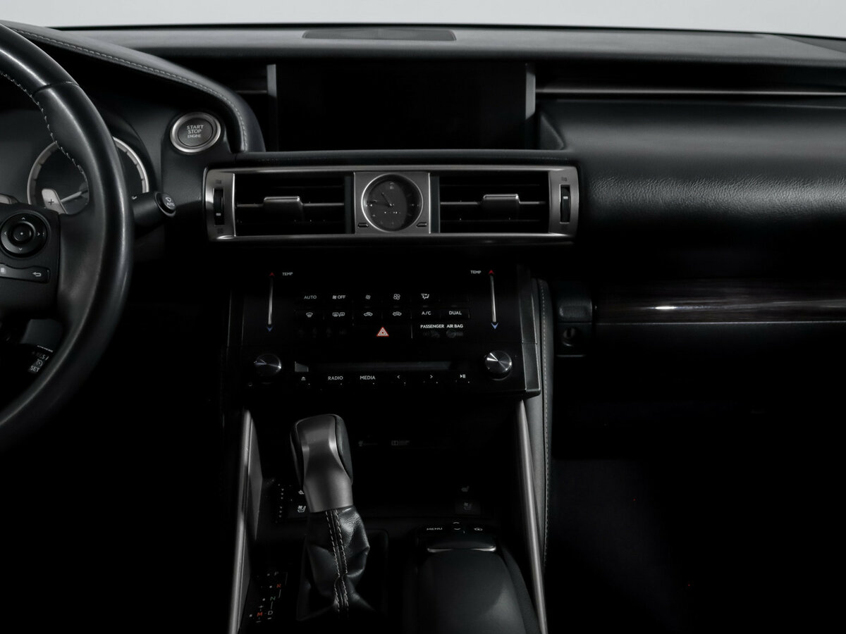 Купить Lexus IS с пробегом. Фото: #10