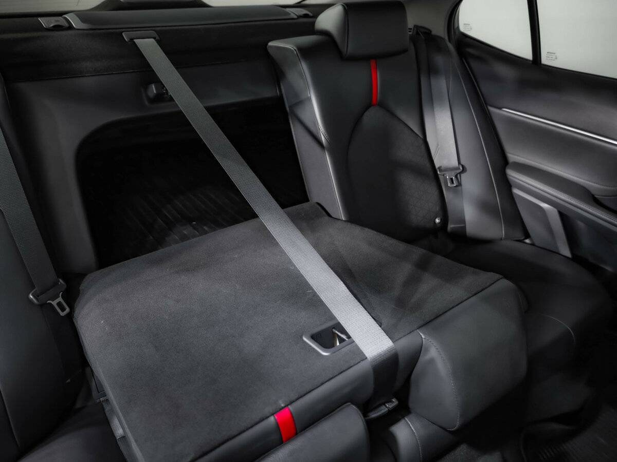 Купить Toyota Camry с пробегом. Фото: #25