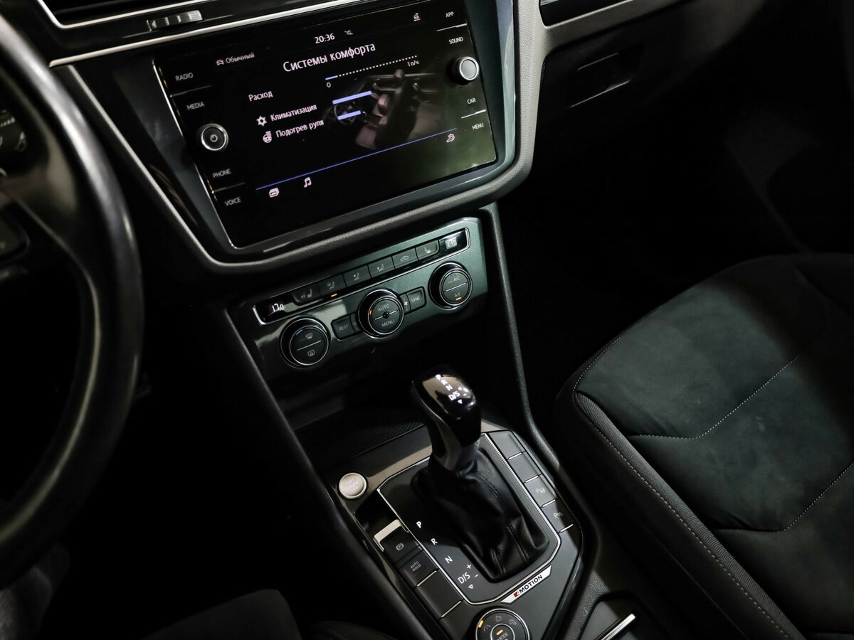 Купить Volkswagen Tiguan с пробегом. Фото: #19