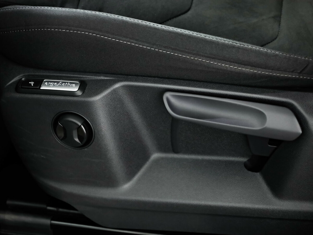 Купить Volkswagen Tiguan с пробегом. Фото: #22