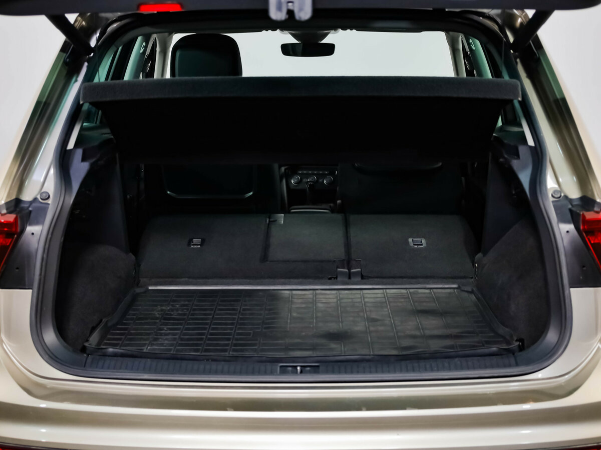 Купить Volkswagen Tiguan с пробегом. Фото: #29