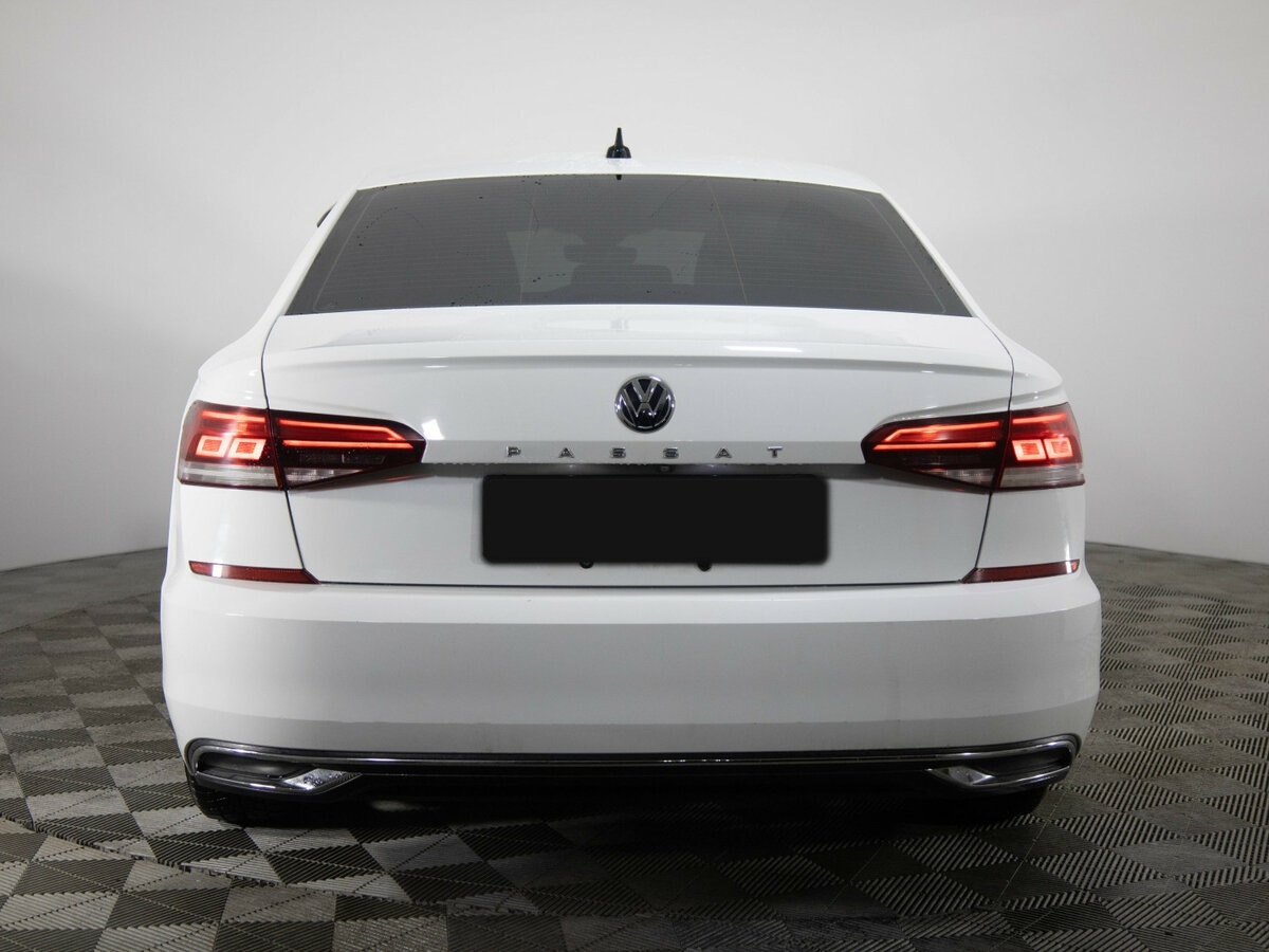 Купить Volkswagen Passat с пробегом. Фото: #4