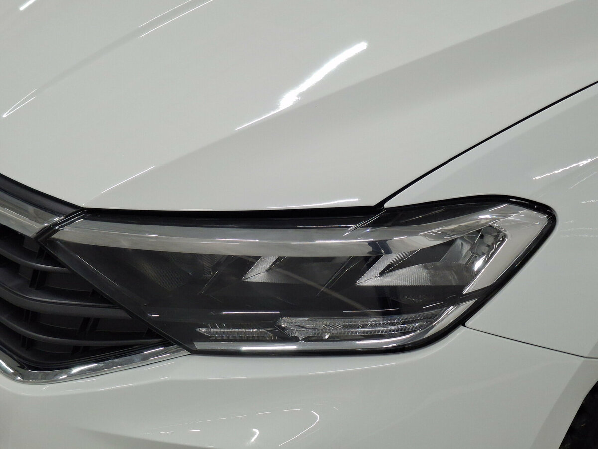 Купить Volkswagen Polo с пробегом. Фото: #16