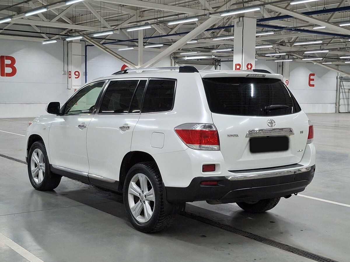 Купить Toyota Highlander с пробегом. Фото: #6