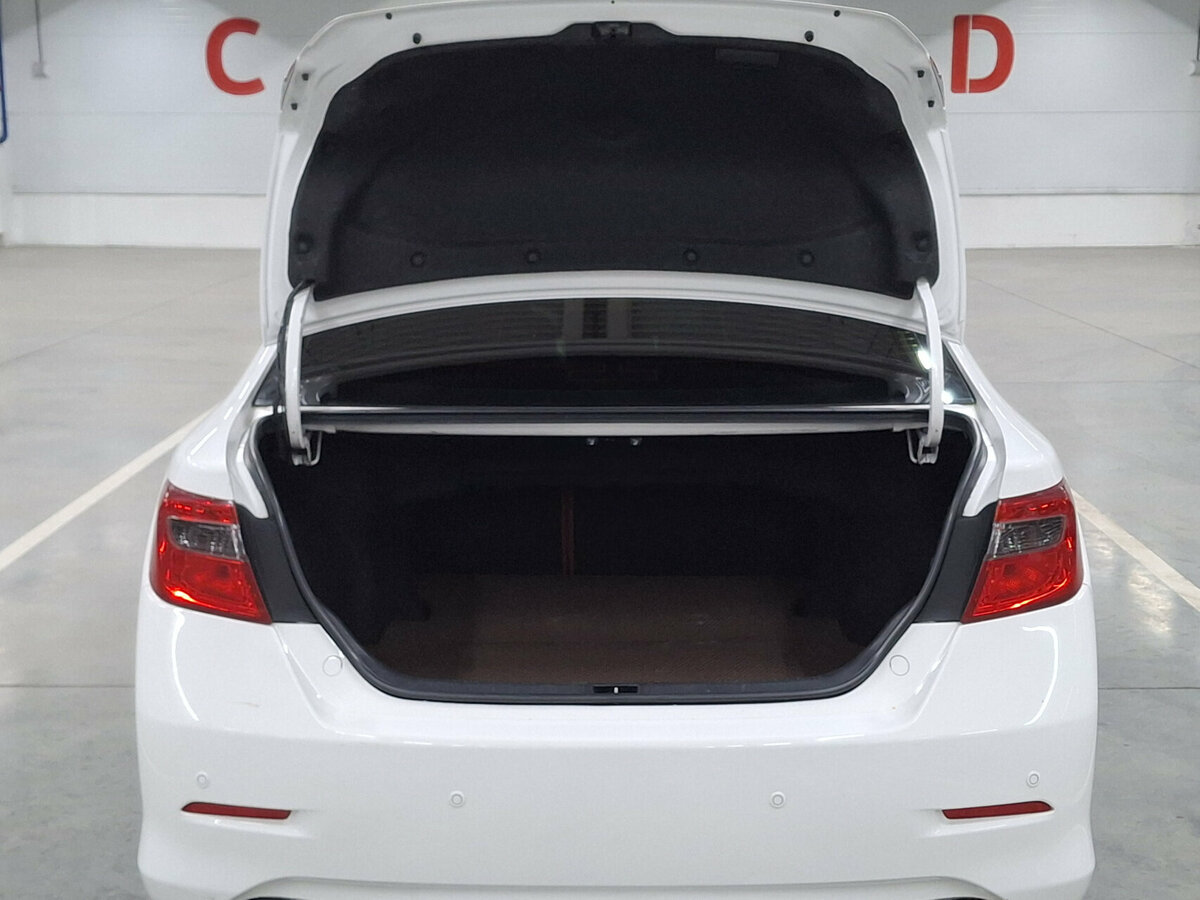 Купить Toyota Camry с пробегом. Фото: #9