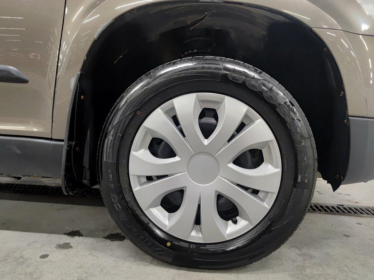 Купить Skoda Yeti с пробегом. Фото: #17