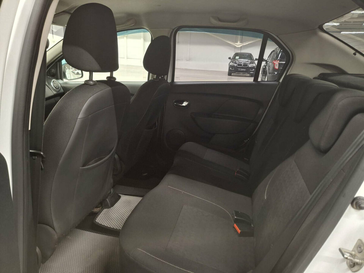Купить Renault Logan с пробегом. Фото: #11
