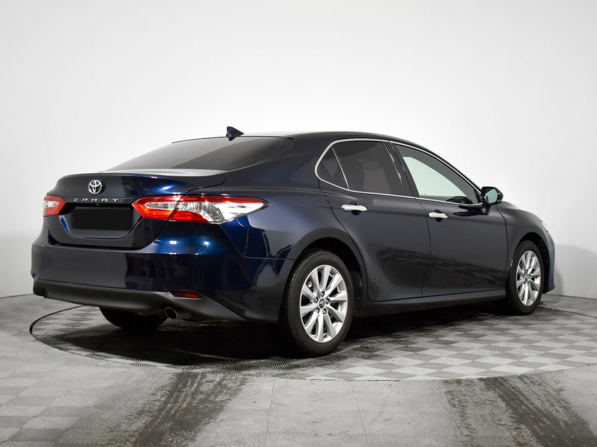Купить Toyota Camry с пробегом. Фото: #3