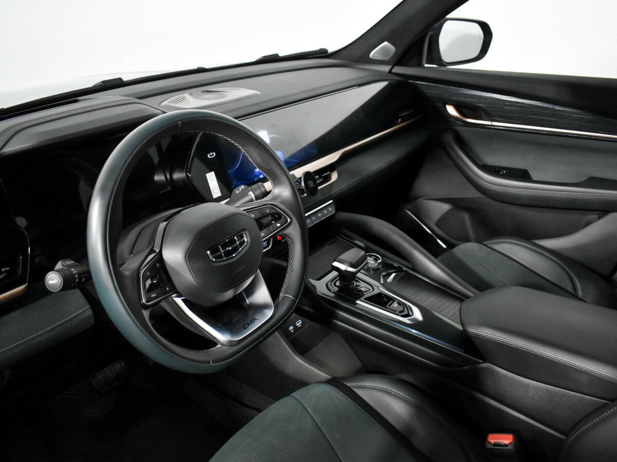 Купить Geely Monjaro с пробегом. Фото: #6