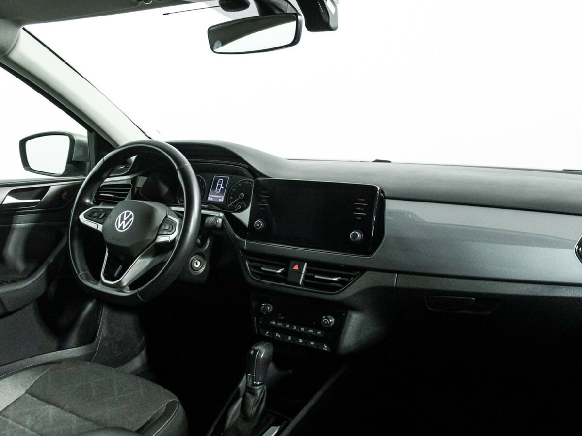 Купить Volkswagen Polo с пробегом. Фото: #8