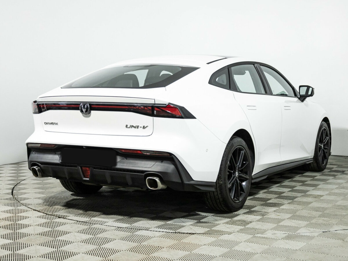 Купить Changan UNI-V с пробегом. Фото: #4