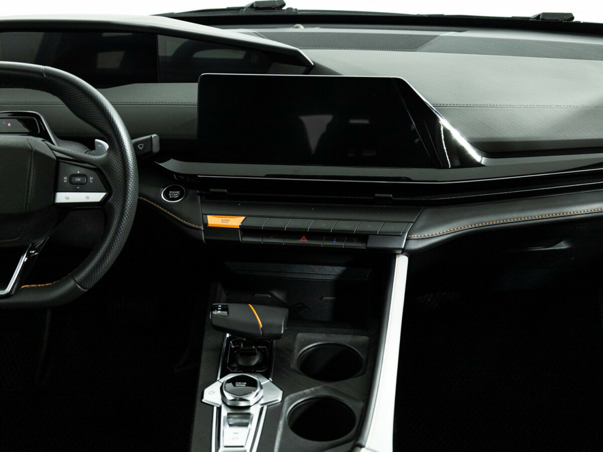 Купить Changan UNI-V с пробегом. Фото: #13