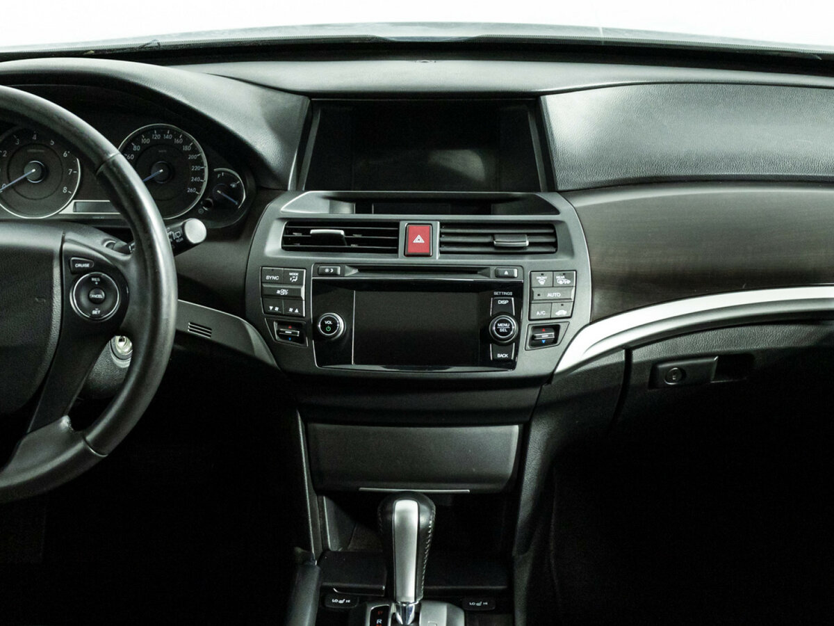 Купить Honda Crosstour с пробегом. Фото: #11