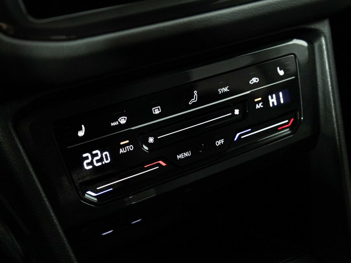 Купить Volkswagen Tiguan с пробегом. Фото: #16