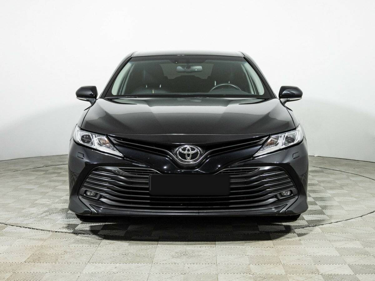 Купить Toyota Camry с пробегом. Фото: #1