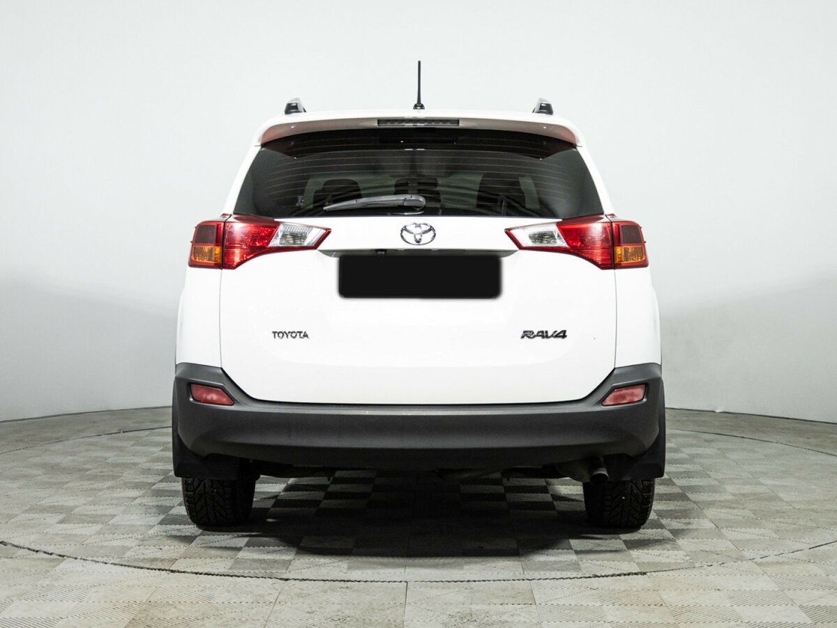 Купить Toyota RAV4 с пробегом. Фото: #4