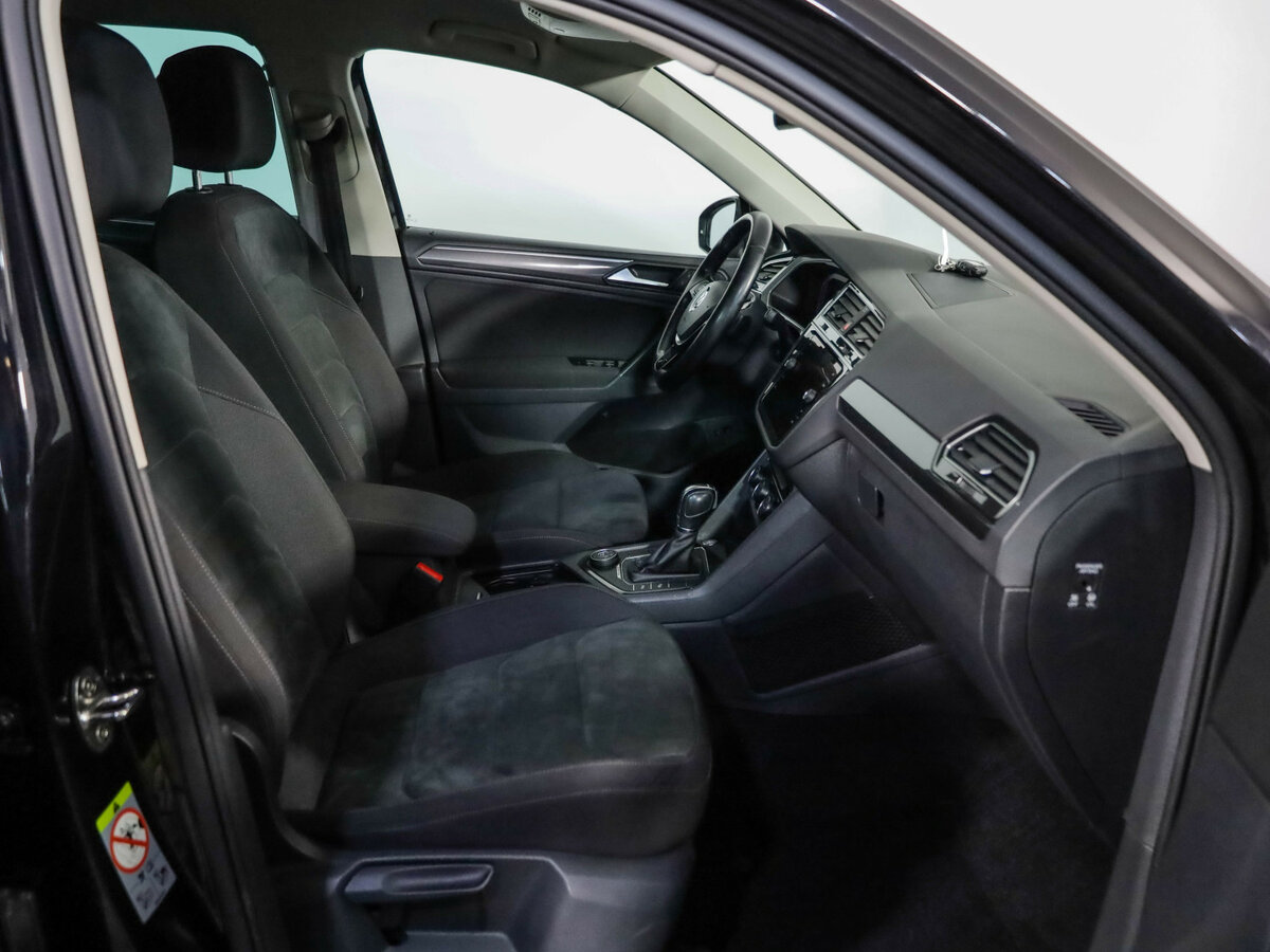 Купить Volkswagen Tiguan с пробегом. Фото: #25